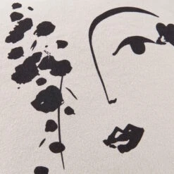 Kissen Line Art L 50 X B 50cm MUSE In Natur-Schwarz -Küche Store butlers kissen line art l 50 x b 50cm muse in natur schwarz 4