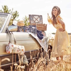 Picknickdecke L 175 X B 154cm BETWEEN FLOWERS In Creme -Küche Store butlers picknickdecke l 175 x b 154cm between flowers in creme 10