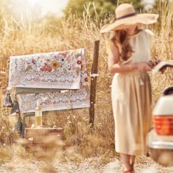 Picknickdecke L 175 X B 154cm BETWEEN FLOWERS In Creme -Küche Store butlers picknickdecke l 175 x b 154cm between flowers in creme 8