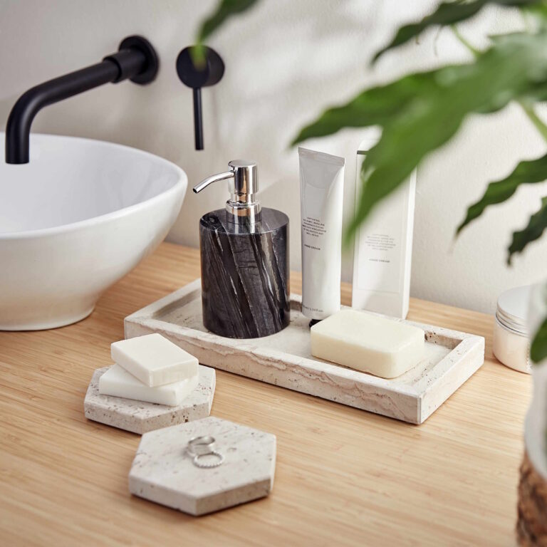 Küche Store -Küche Store butlers tablett l 30 x b 13cm travertine in beige 1 768x768 1